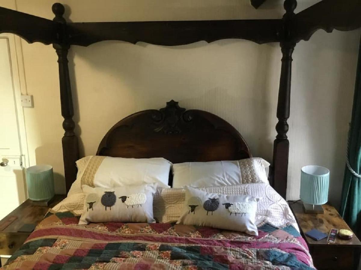 Onney House Villa Crickhowell Bagian luar foto
